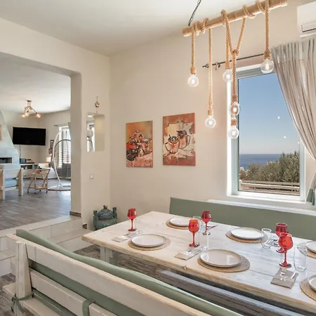 Villa Fotis *